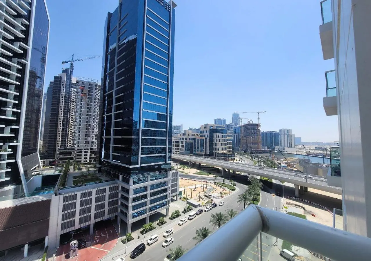 Damac Maison Prive, Canal View Studio And One Bedroom Apartments, Blue Ocean Holiday Homes Dubai Apartment
