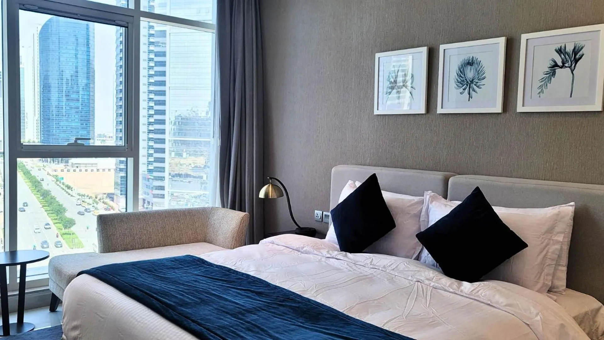 Damac Maison Prive, Canal View Studio And One Bedroom Apartments, Blue Ocean Holiday Homes Dubai 0*,  United Arab Emirates